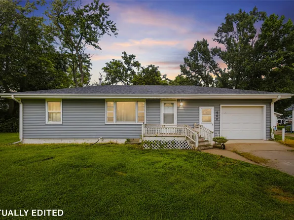 900 E Girard Ave, Indianola, IA 50125