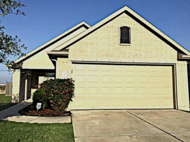 5931 Brenwood Trails Ln — Photo 1