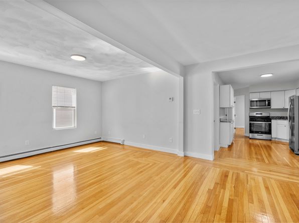 21 Medford St Floor 2
