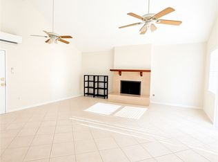 21024 Hemmingway St, Canoga Park, CA 91304