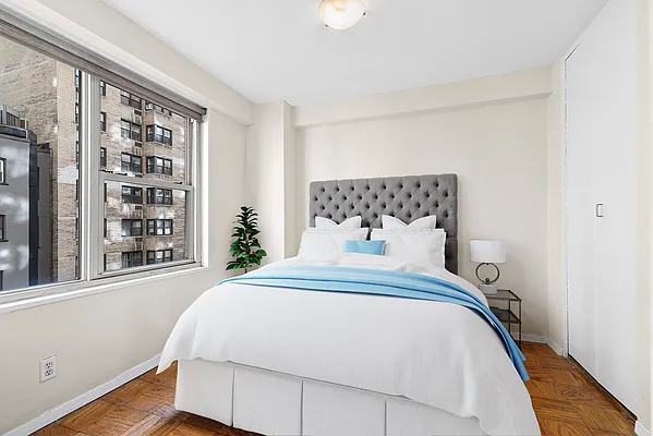 Sold by Compass | media 3
