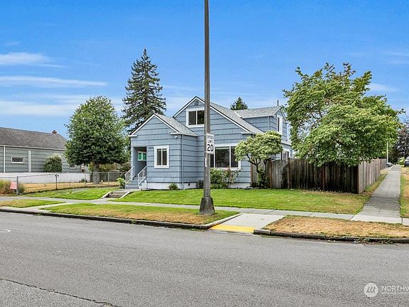 2nd image of 5404 S Park Avenue