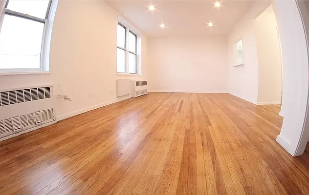 Rented by Premier One Realty LLC | media 4