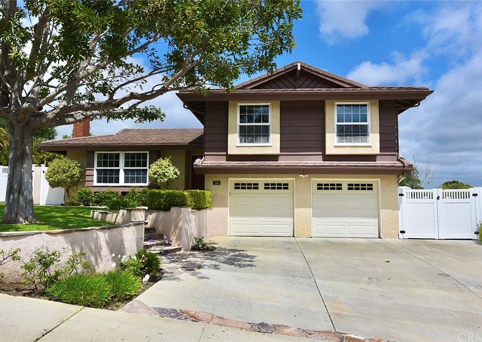 1st image of 344 S Hillrose Ct