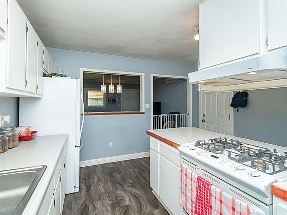3rd image of 2161 Whippoorwill Ln