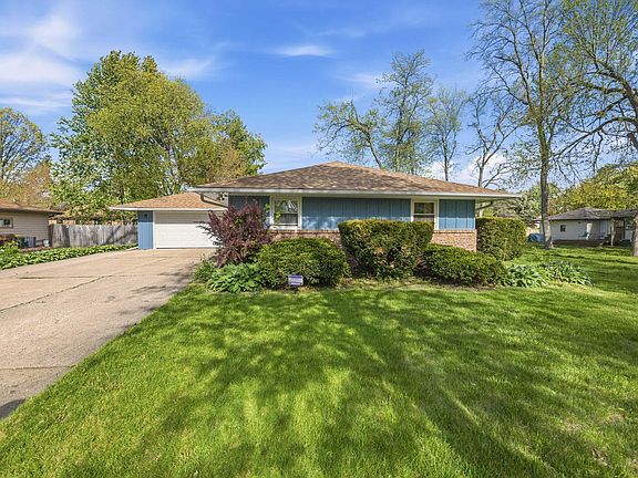 3rd image of 1311 Coolidge Pl