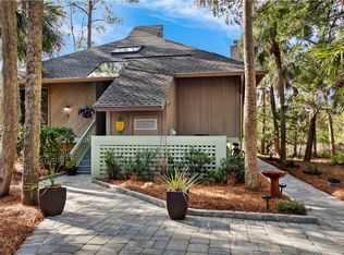 3 Palm Isle Ct, Hilton Head Island, SC 29926