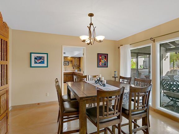 3rd image of 7554 N Palm Cir
