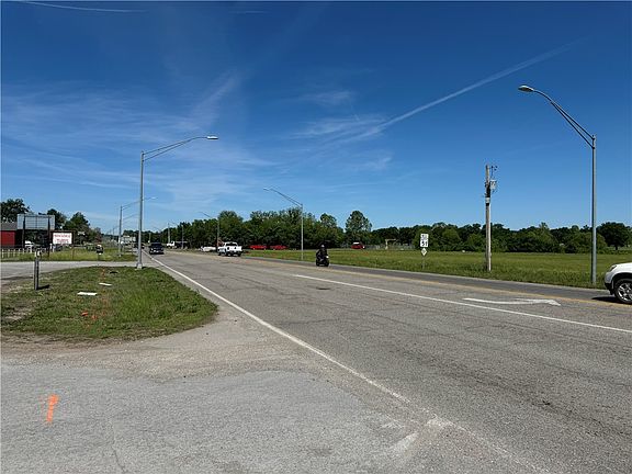 3rd image of 2161 W Choctaw St #30-17-22