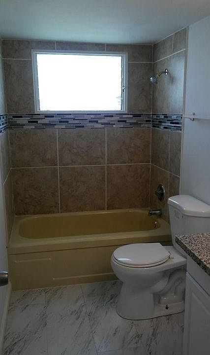 2nd image of 25376 Gentian Ave For Rent
