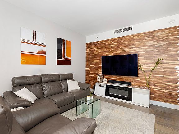 4th image of 10 Nevins St #11C