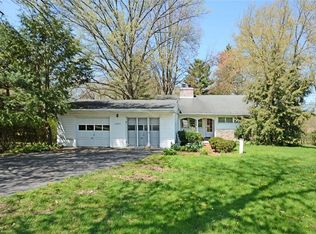 2840 Columbia Rd, Westlake, OH 44145