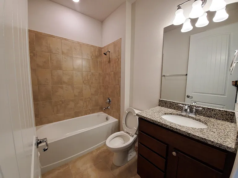 19212 Mossy Pine Dr — Photo 16