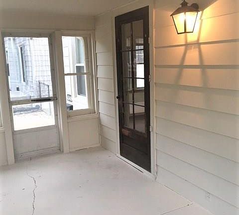 3rd image of 4948 N Kingsley Dr