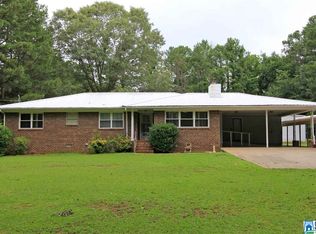 201 Lakewood Dr, Oxford, AL 36203