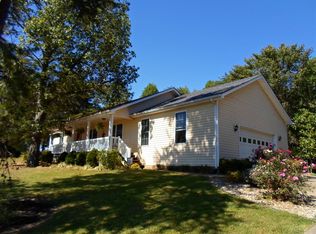 680 Gray Rd, Hodgenville, KY 42748
