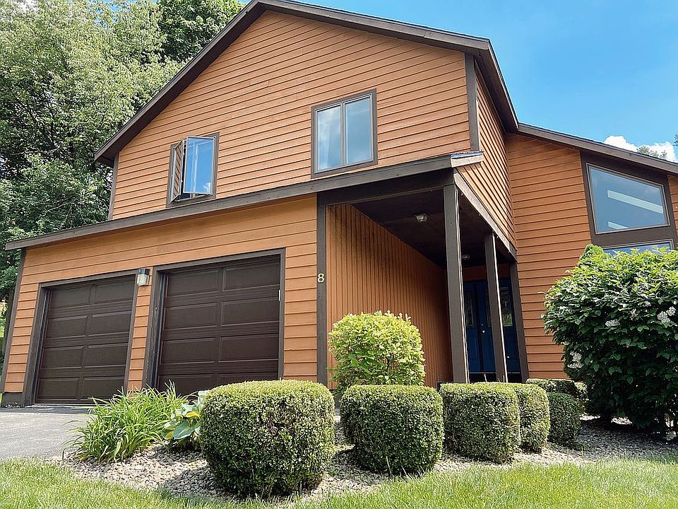 1st image of 8 Cricket Ln