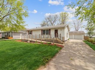 115 4th St NE, Bondurant, IA 50035