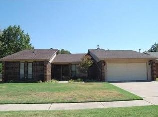 8030 NW 31st Ter, Bethany, OK 73008
