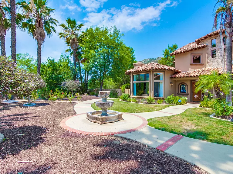 11379 Reidy Canyon Pl #M — Photo 2