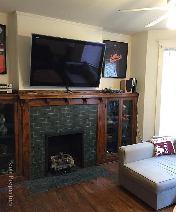 1st image of 1550 N La Salle Dr APT 207