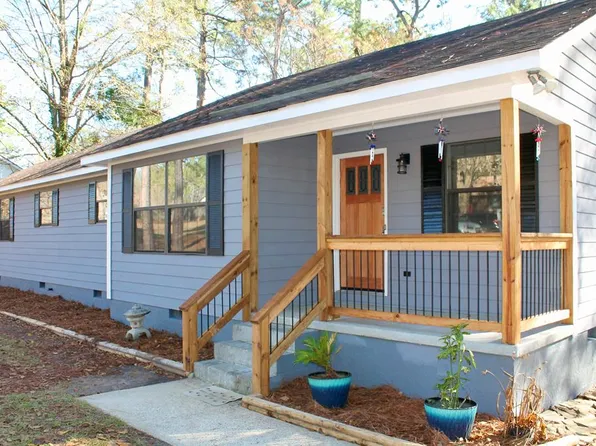 306 Forestside Cir, Americus, GA 31709