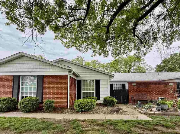 626 Francis Avenue Ct, Terre Haute, IN 47804