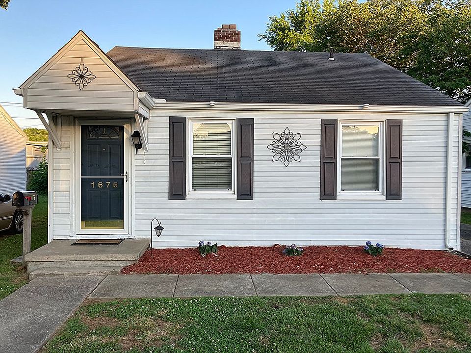 1st image of 1676 Parkdale Dr