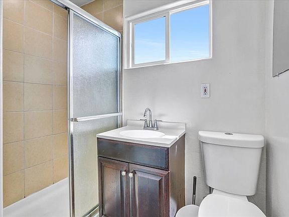 4th image of 723 Pismo Ct #2