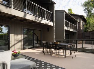518 E Islay St, Santa Barbara, CA 93101