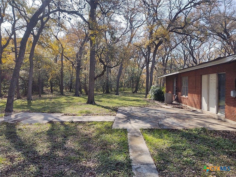 1st image of 2112 N Interstate Highway 35