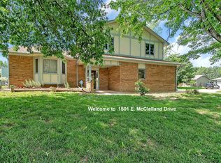 1501 E McClelland Dr, Derby, KS 67037
