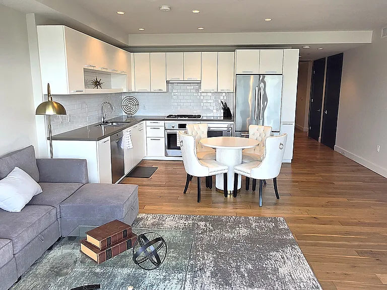 4422 N 75th St #5005 — Photo 1