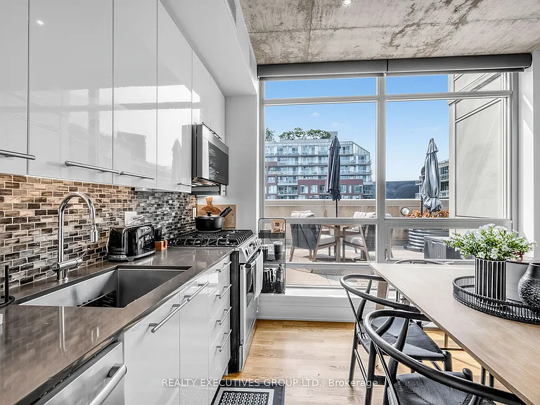 630 Queen St E #510 — Photo 18