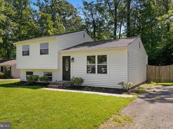 5391 Laura Belle Ln, Fairfax, VA 22032