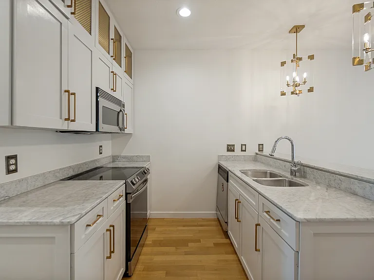 4111 Cole Ave #32 — Photo 6