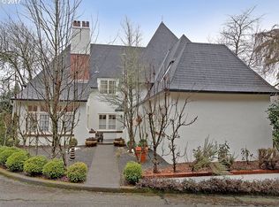 2867 SW Montgomery Dr, Portland, OR 97201