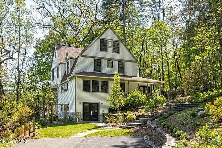 1st image of 10 Berkshire Heights Rd