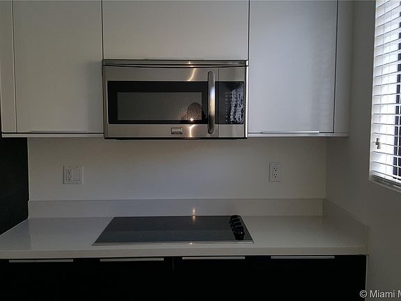 3rd image of 473 Mendoza Ave APT 8