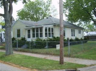 240 Pleasant Ave, Michigan City, IN