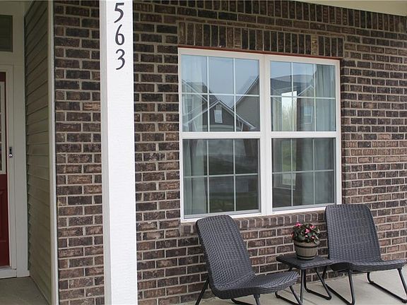 3rd image of 563 N Crystal Dr