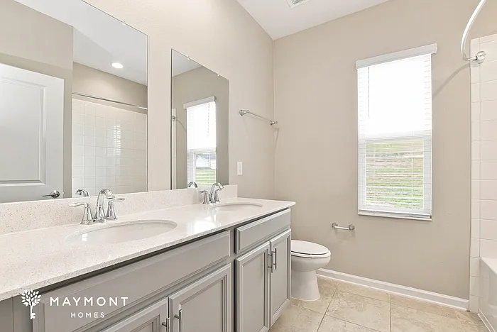 1693 Chatsworth Cir — Photo 10