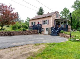 6 Reynolds Rd, Charlton, MA 01507