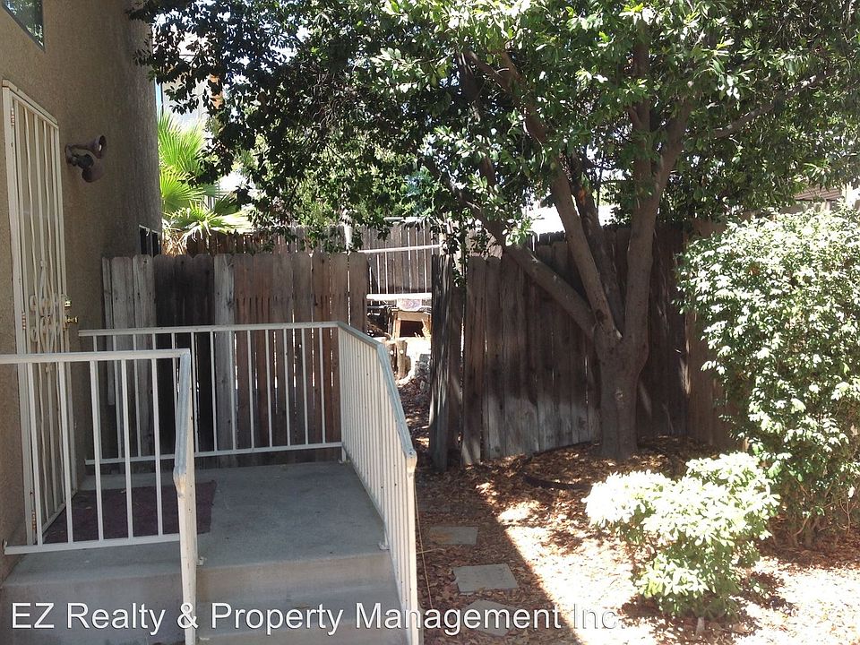 1st image of 663 Woodcrest Dr #B