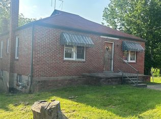 219 Donnelly St, De Soto, MO 63020