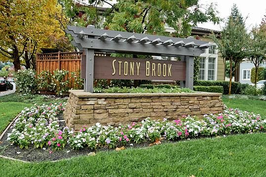 Stony Brook Entrance