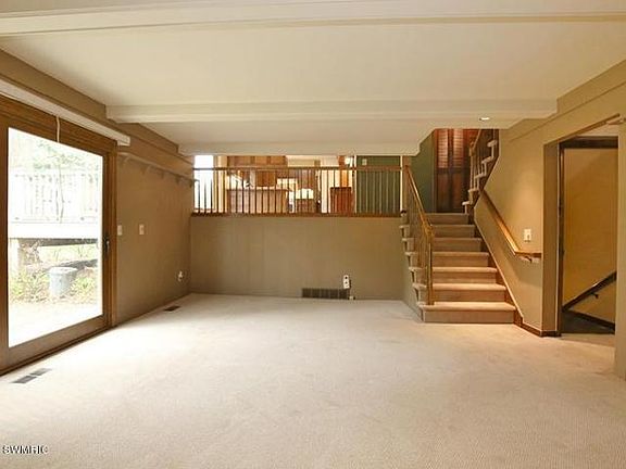 2nd image of 2069 Wolfboro Dr SE