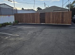 11934 Inglewood Ave, Hawthorne, CA 90250