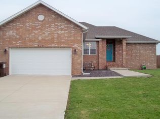 829 S Red Rock, Willard, MO 65781