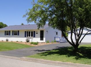 W1968 Vans Ct, Freedom, WI 54130